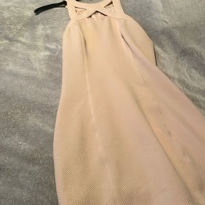 I bought this dress and never ended up wearing it and I’m not gonna wear it